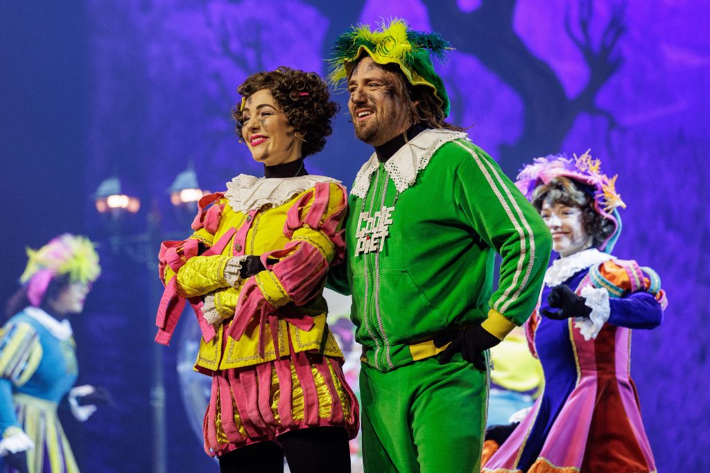 Danspiet en Testpiet in Een Magische Winterwens - theater 2024